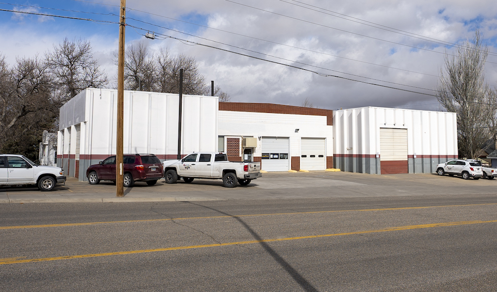 Tire Shop In Wheatland Mechanic Oil Change Fat Boys Tire & Auto